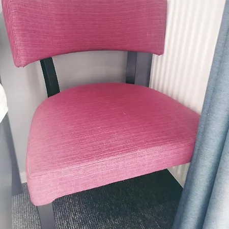 Airport Comfy Homestay Warsaw