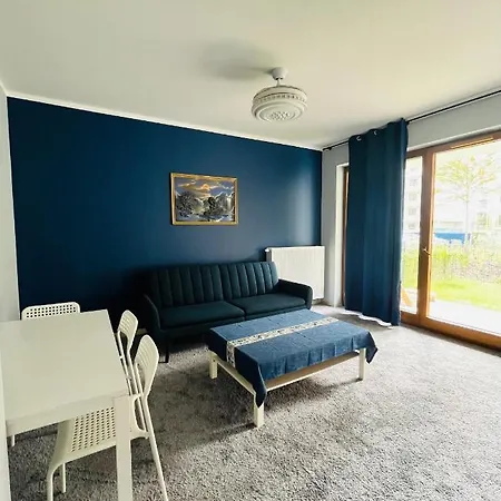 Homestay Airport Comfy Warsaw